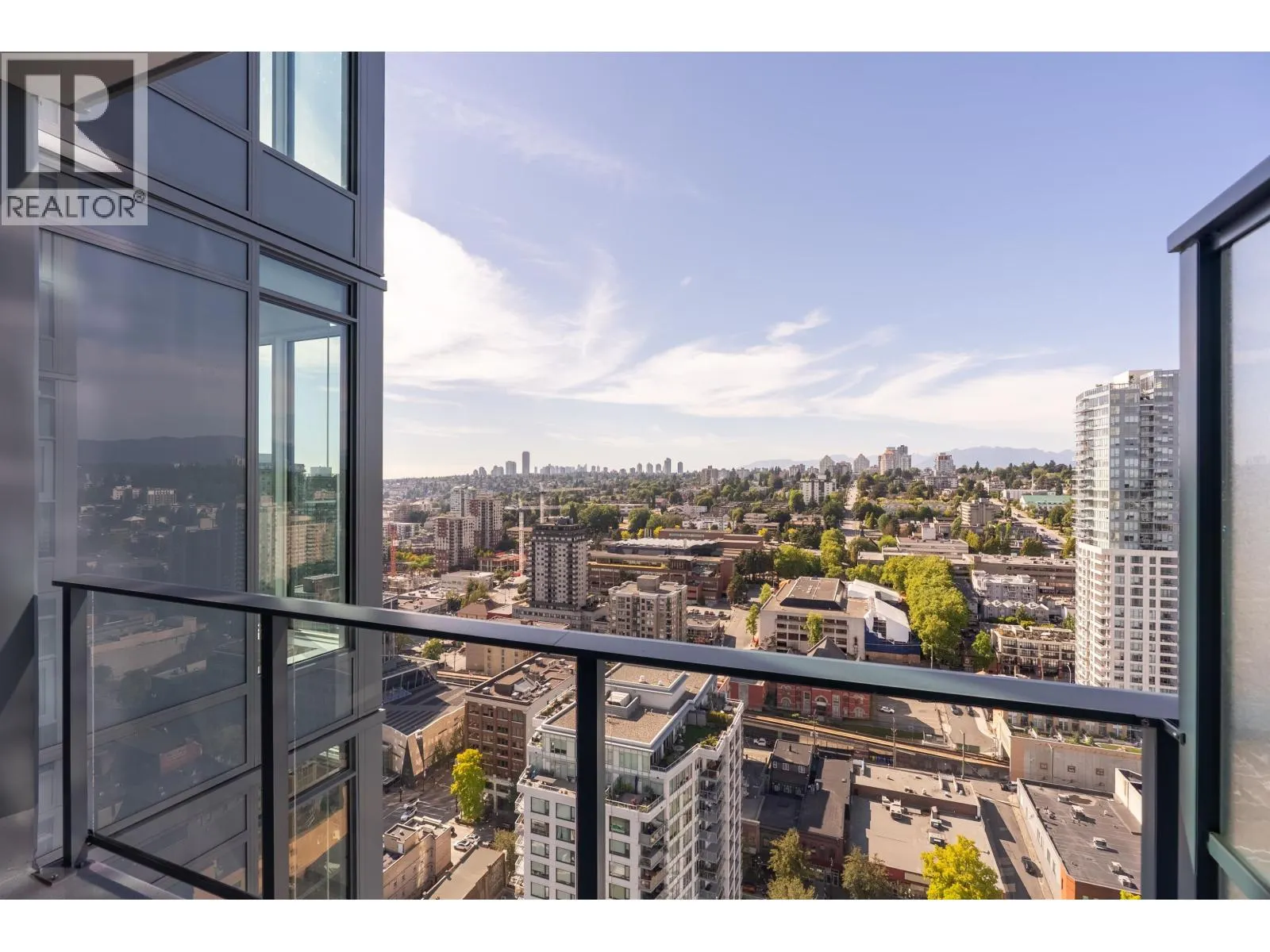 2904 660 QUAYSIDE DRIVE
