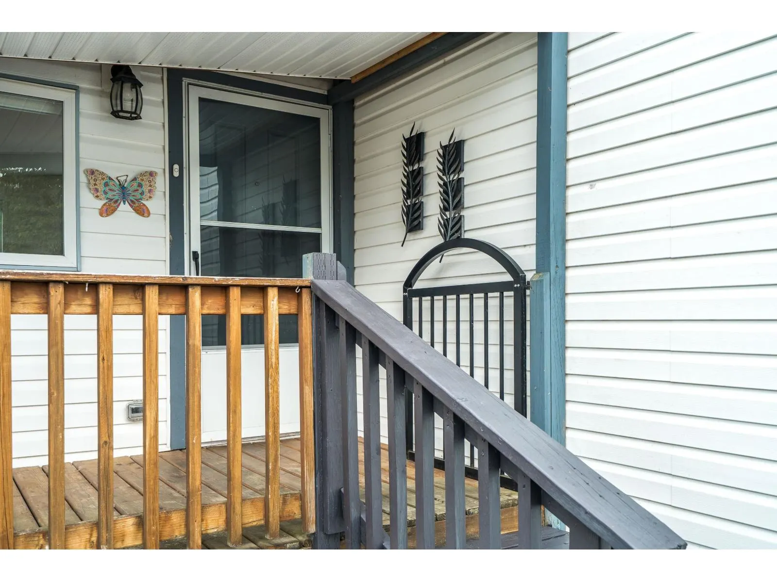 45 41168 LOUGHEED HIGHWAY