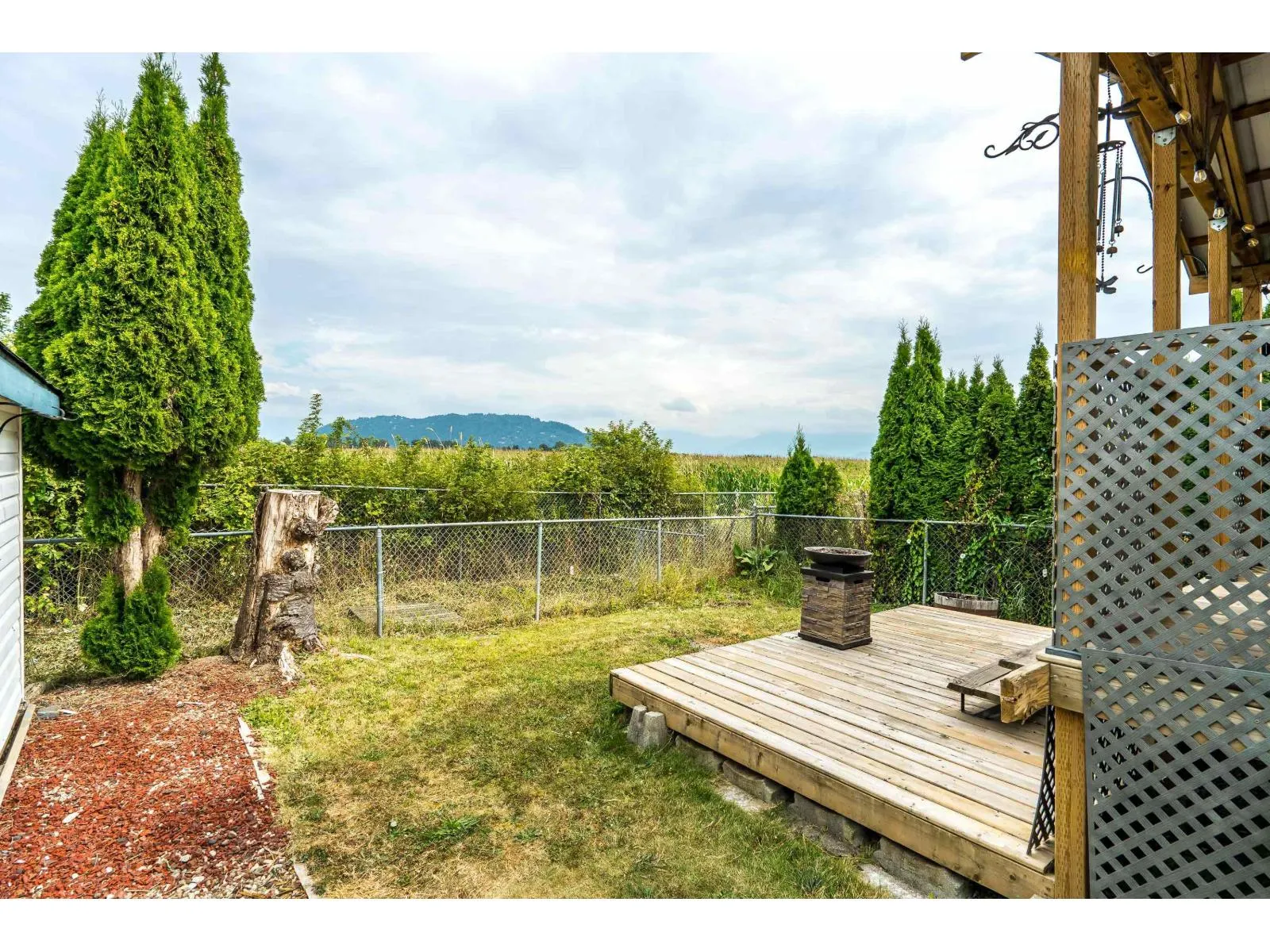 45 41168 LOUGHEED HIGHWAY