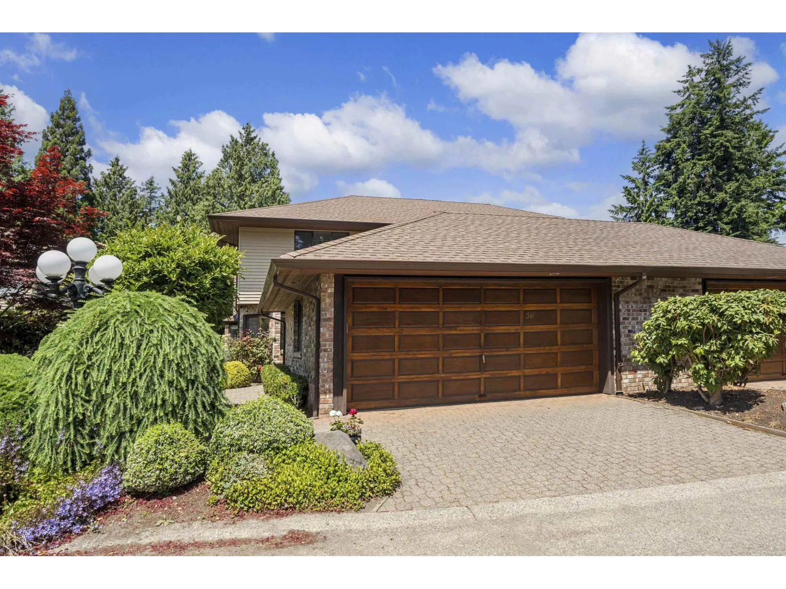 36 1725 SOUTHMERE CRESCENT