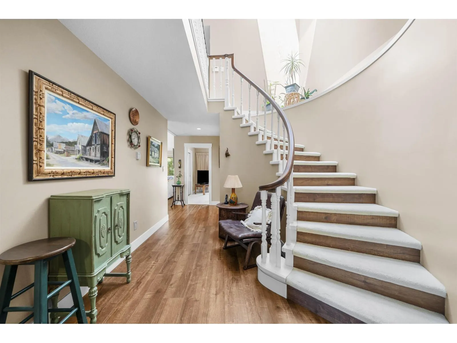 36 1725 SOUTHMERE CRESCENT