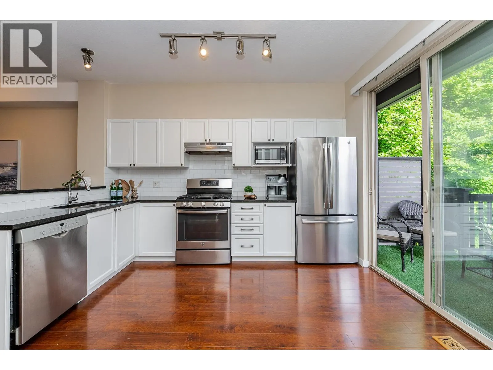 17 100 KLAHANIE DRIVE