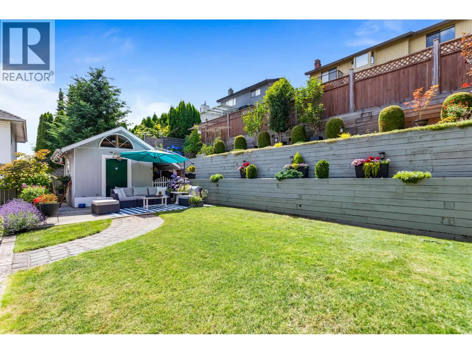 472 RIVERVIEW CRESCENT