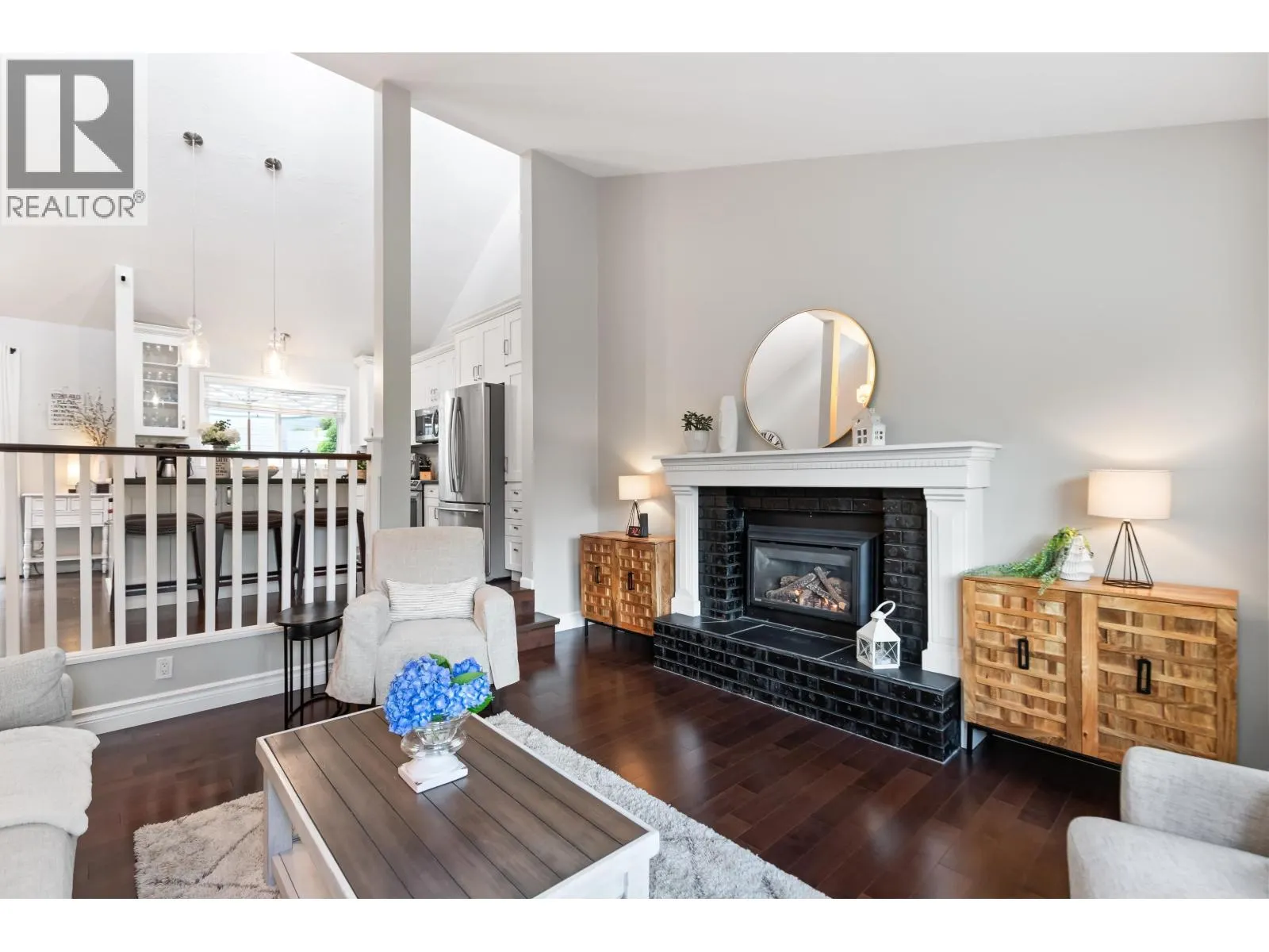 472 RIVERVIEW CRESCENT