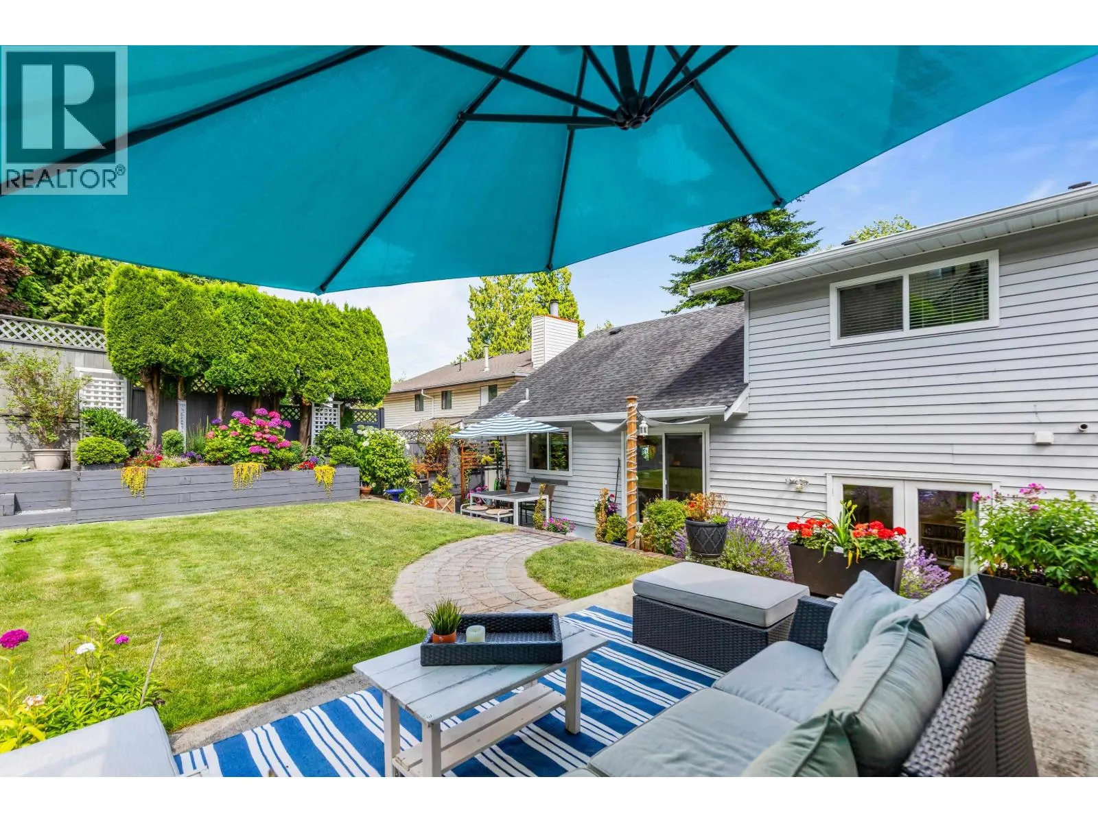472 RIVERVIEW CRESCENT