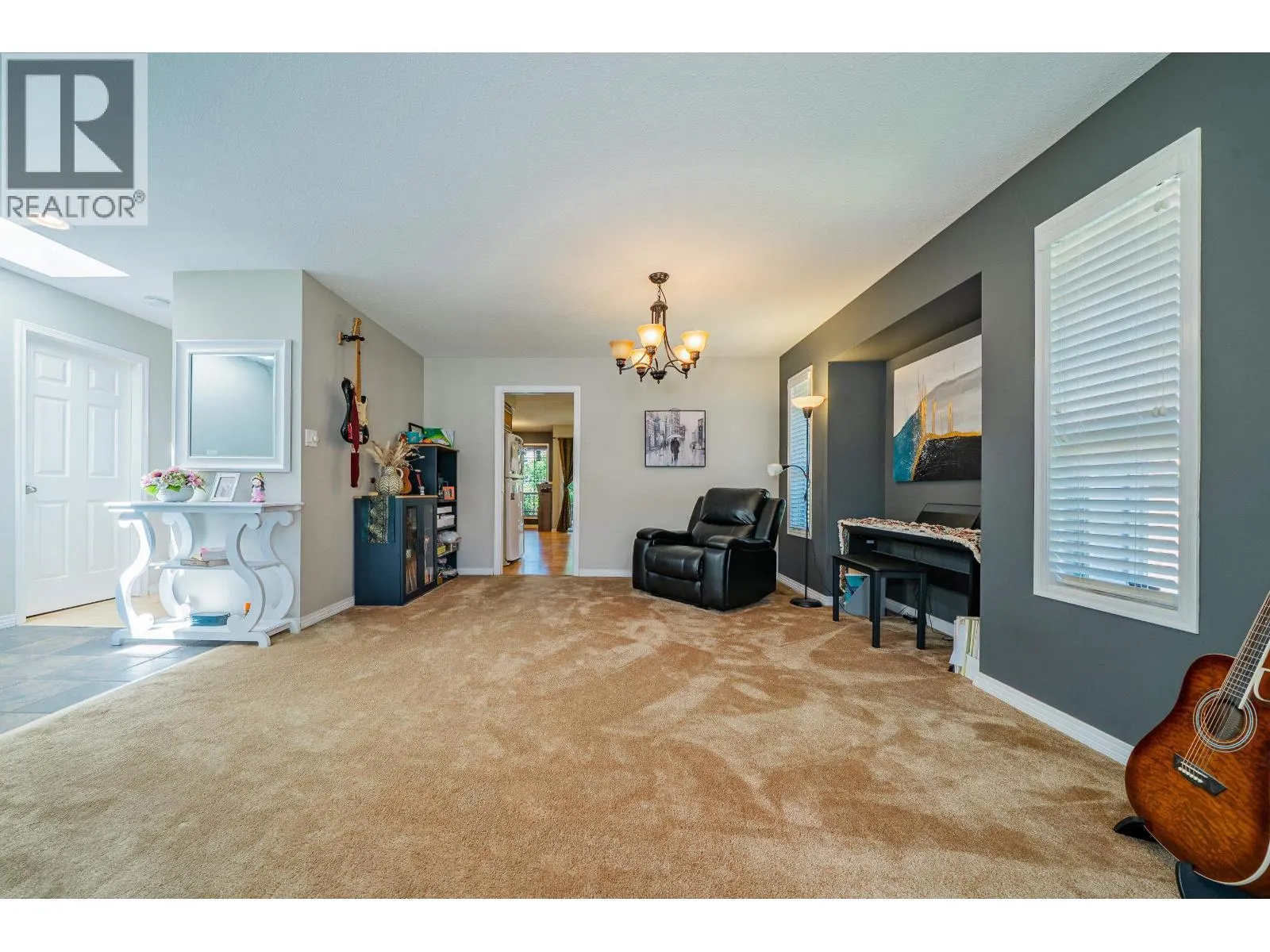 21934 HIGHVIEW PLACE