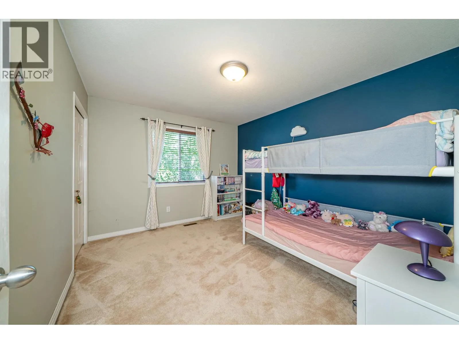21934 HIGHVIEW PLACE
