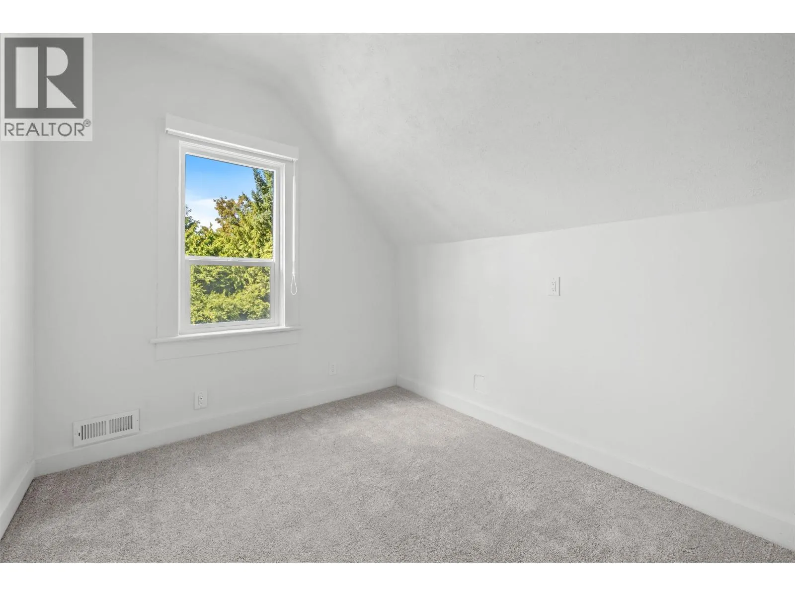 328 SECOND STREET