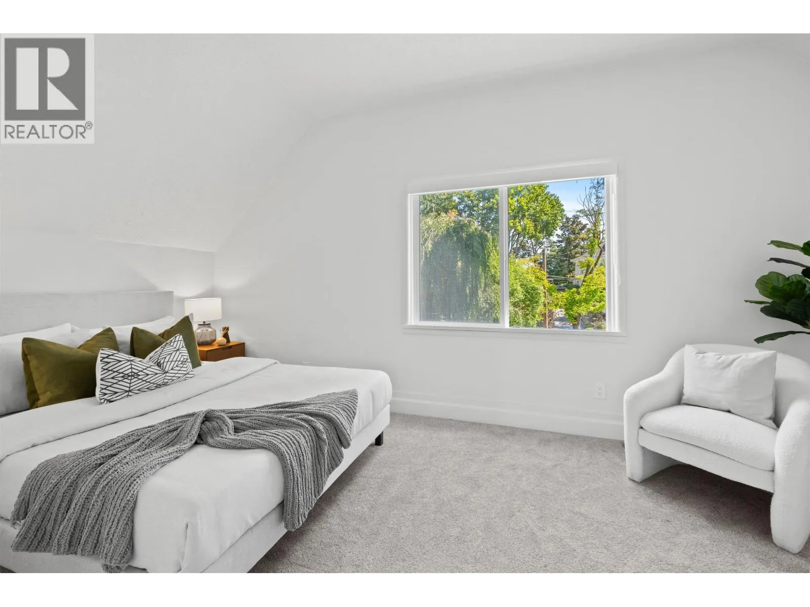 328 SECOND STREET
