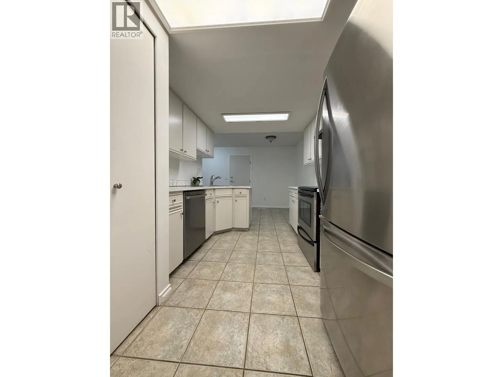 10 1355 CITADEL DRIVE