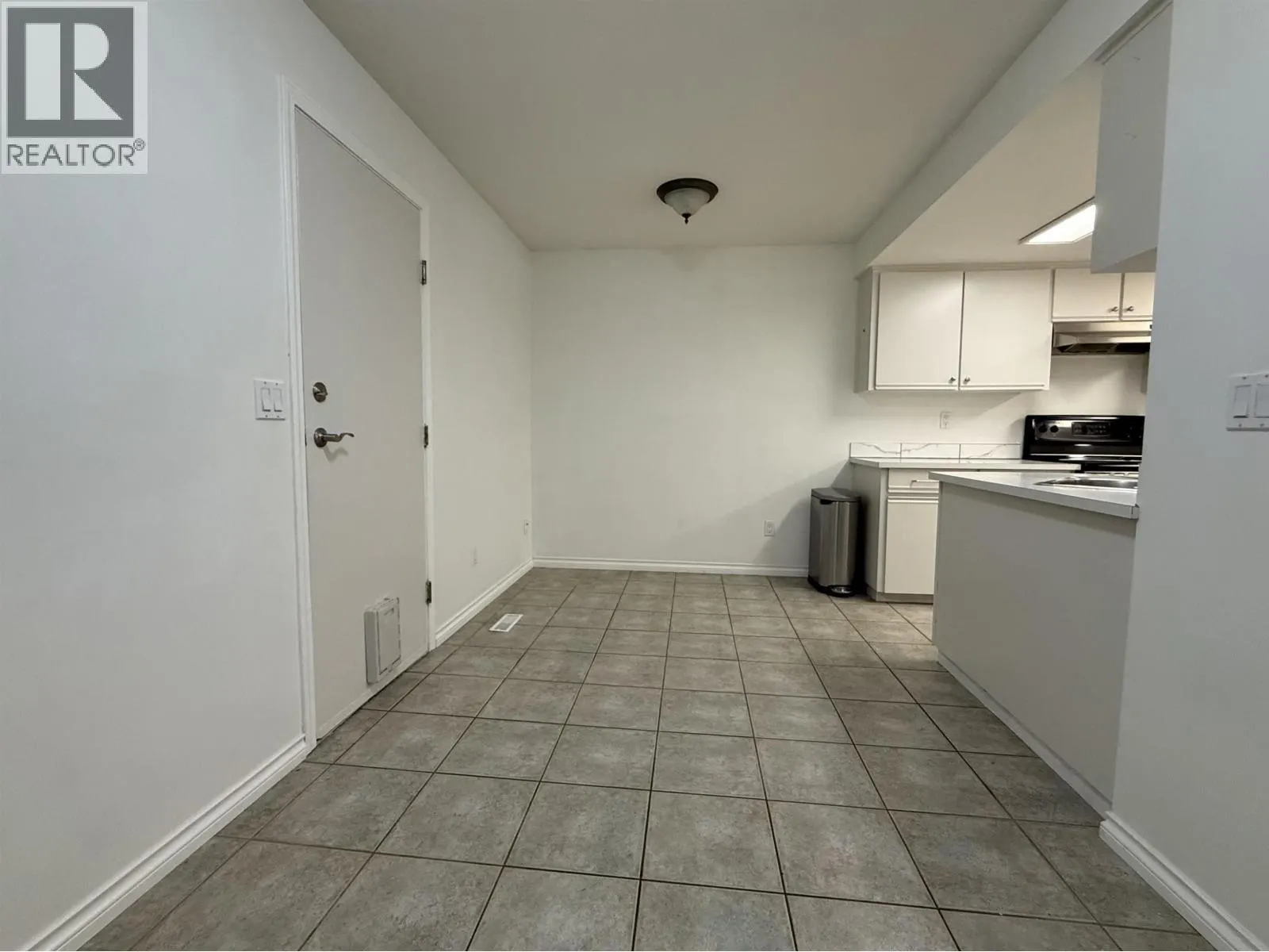 10 1355 CITADEL DRIVE