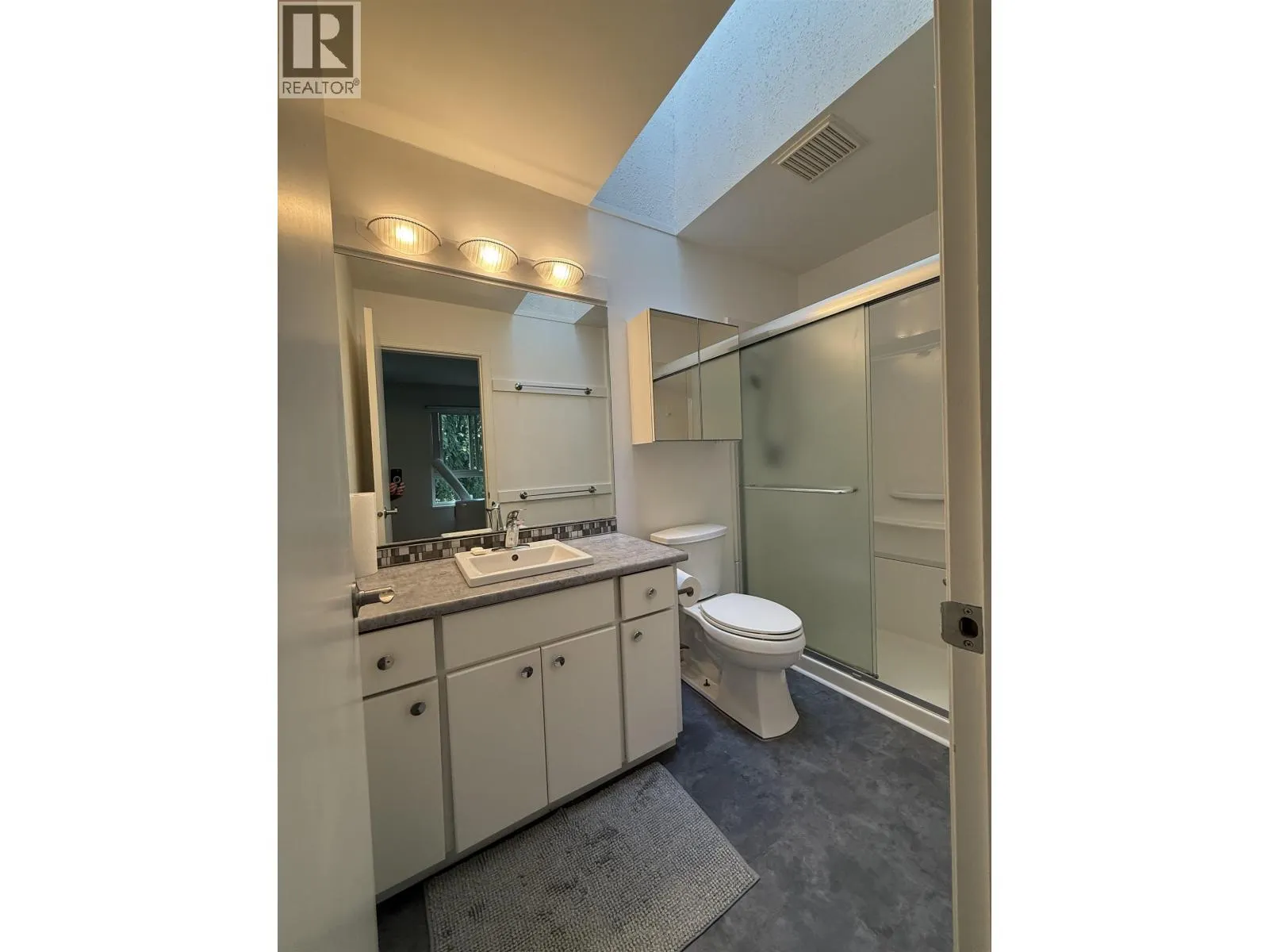 10 1355 CITADEL DRIVE