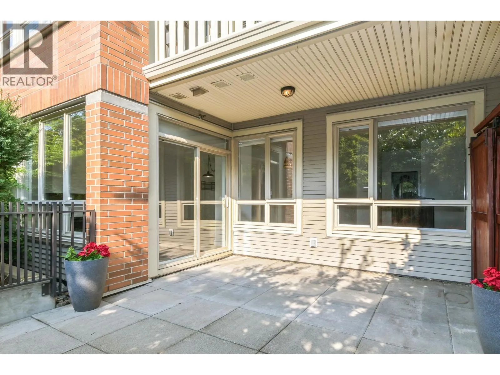 117 801 KLAHANIE DRIVE