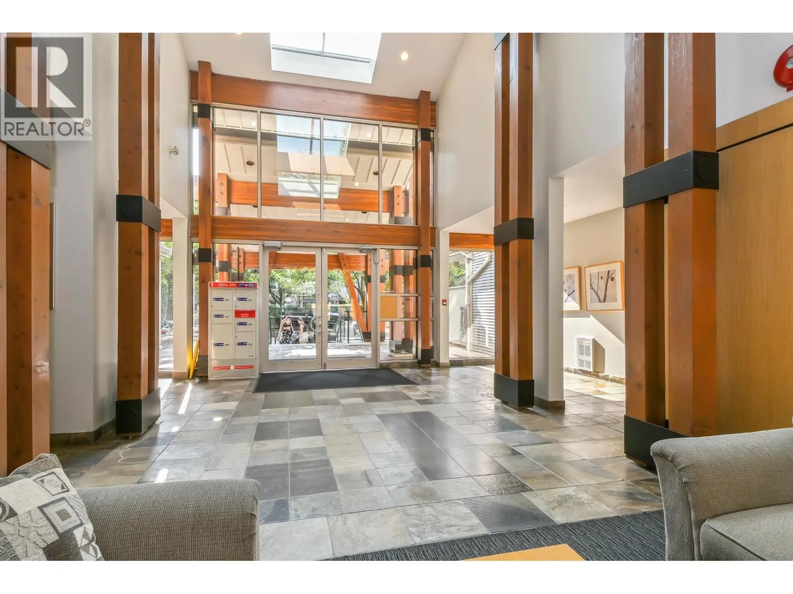 117 801 KLAHANIE DRIVE