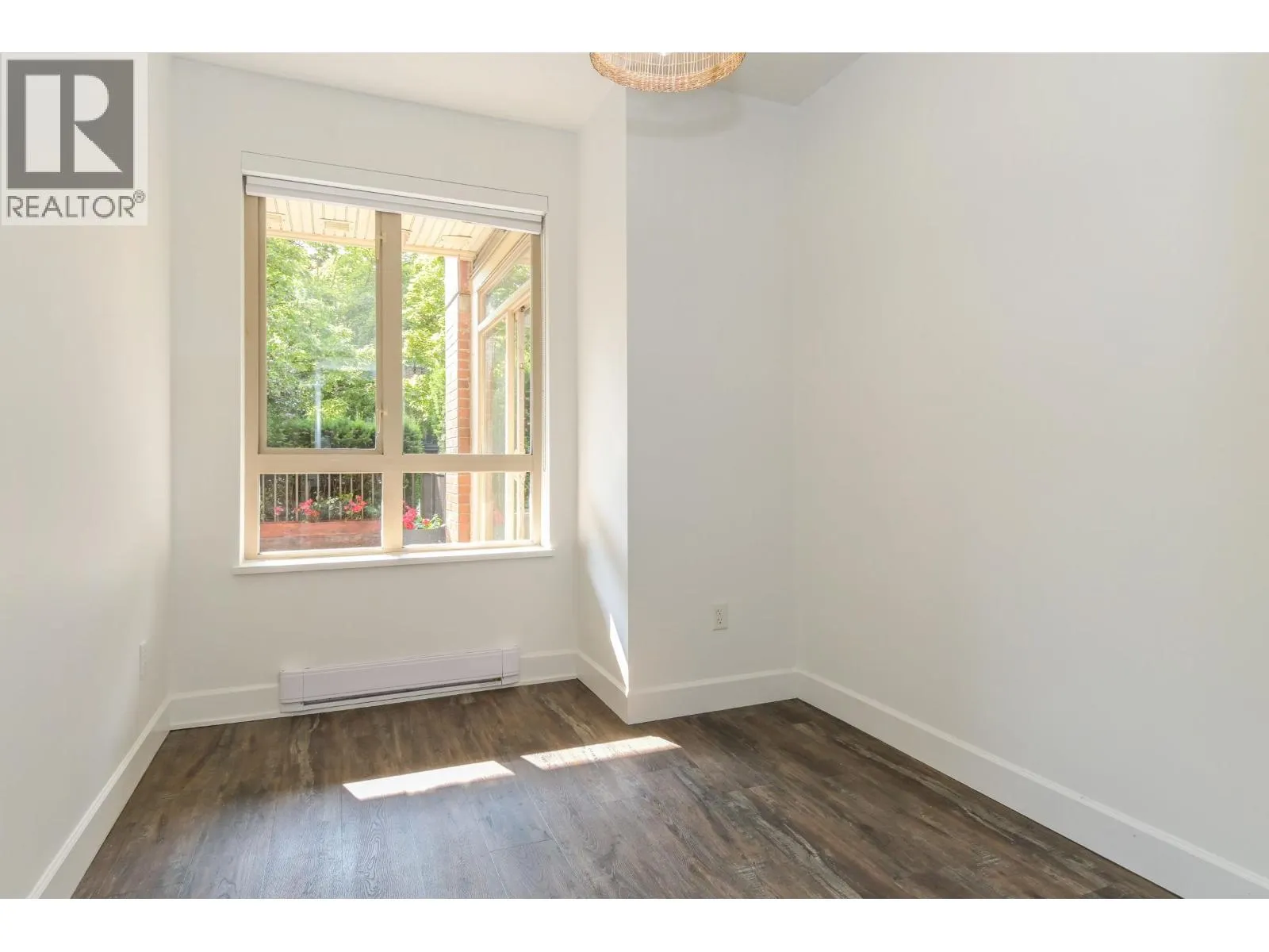 117 801 KLAHANIE DRIVE