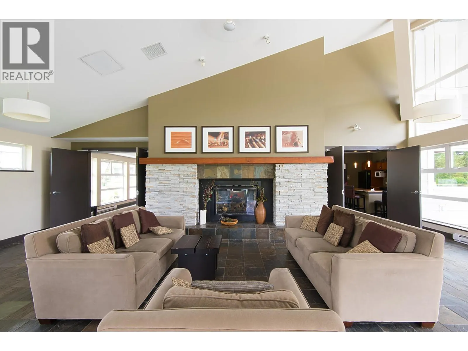 117 801 KLAHANIE DRIVE