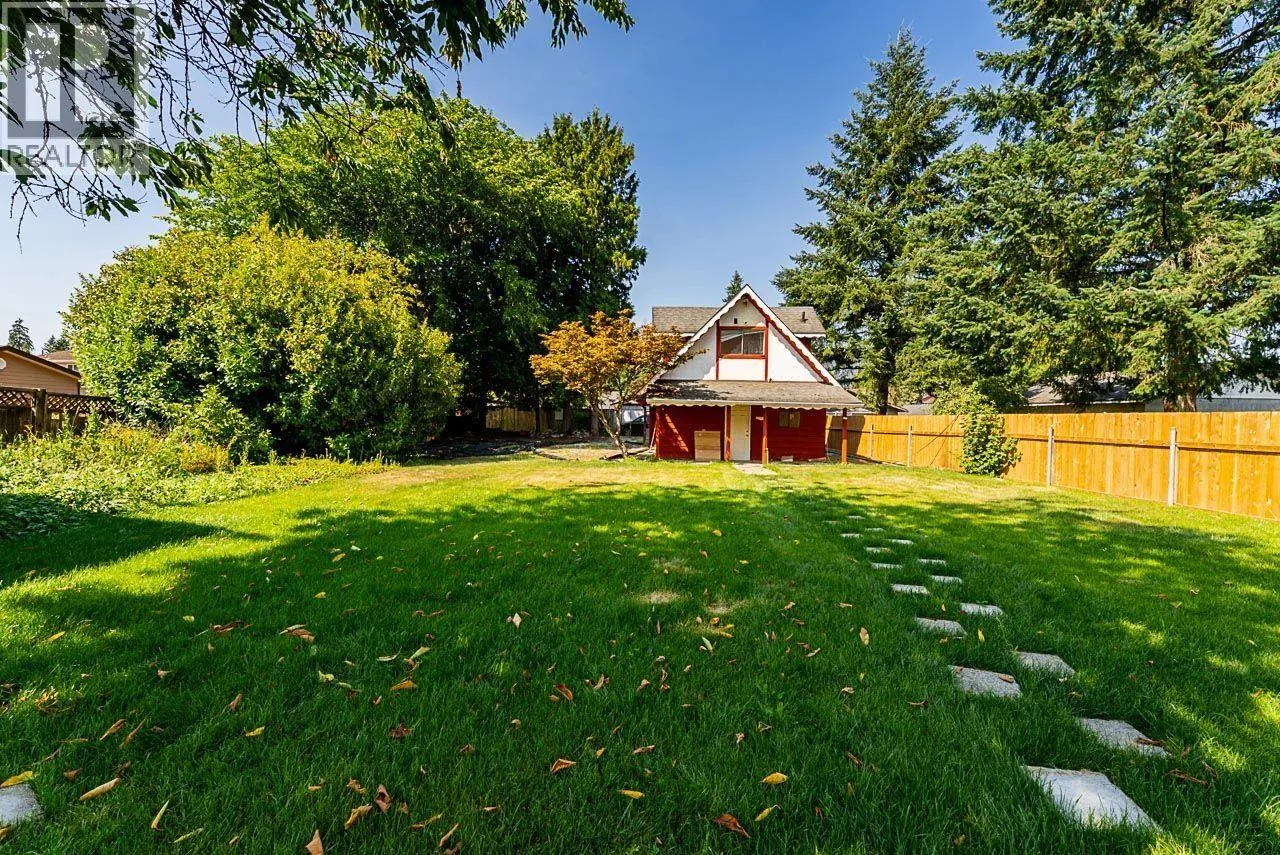 1747 SALISBURY AVENUE