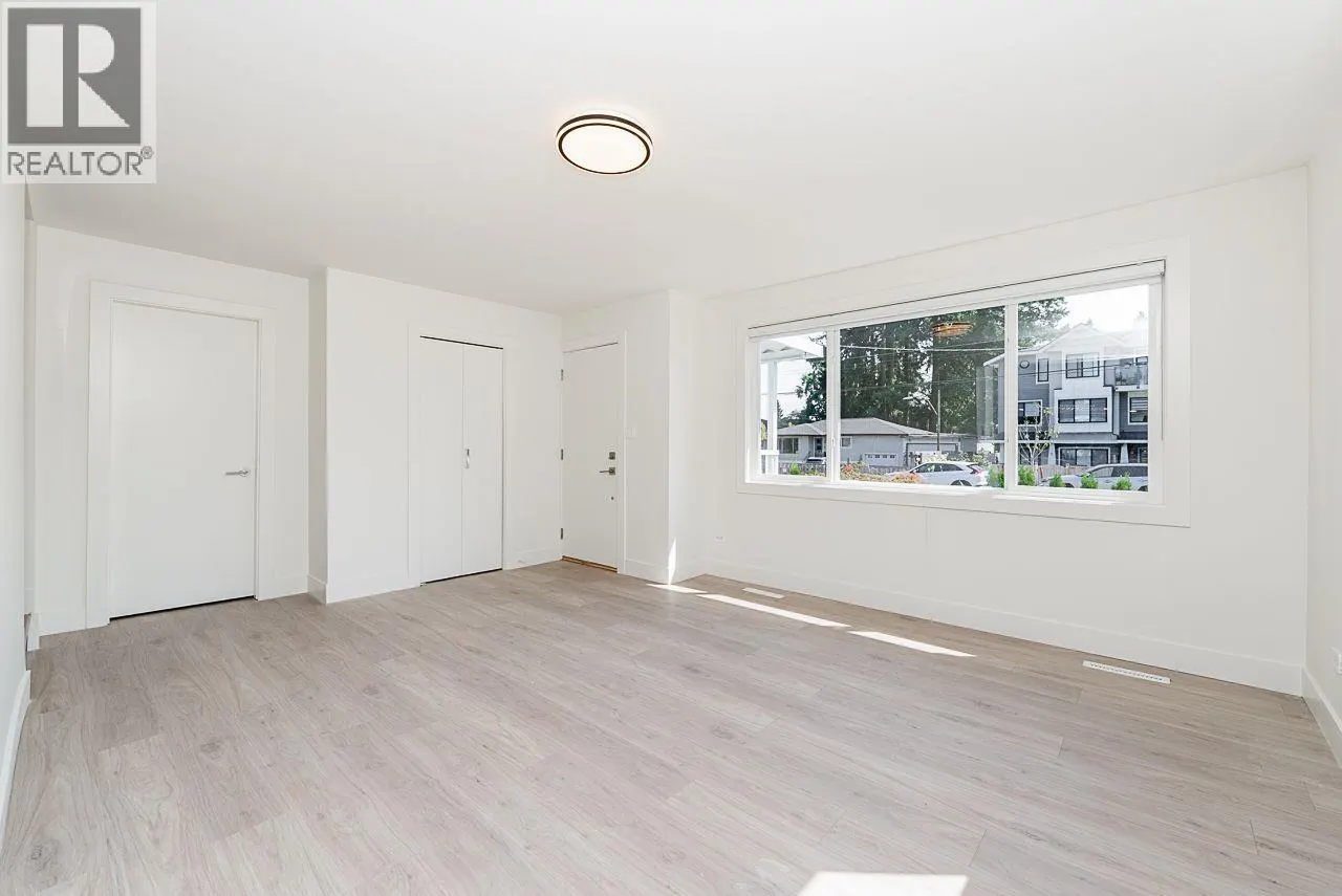 1747 SALISBURY AVENUE