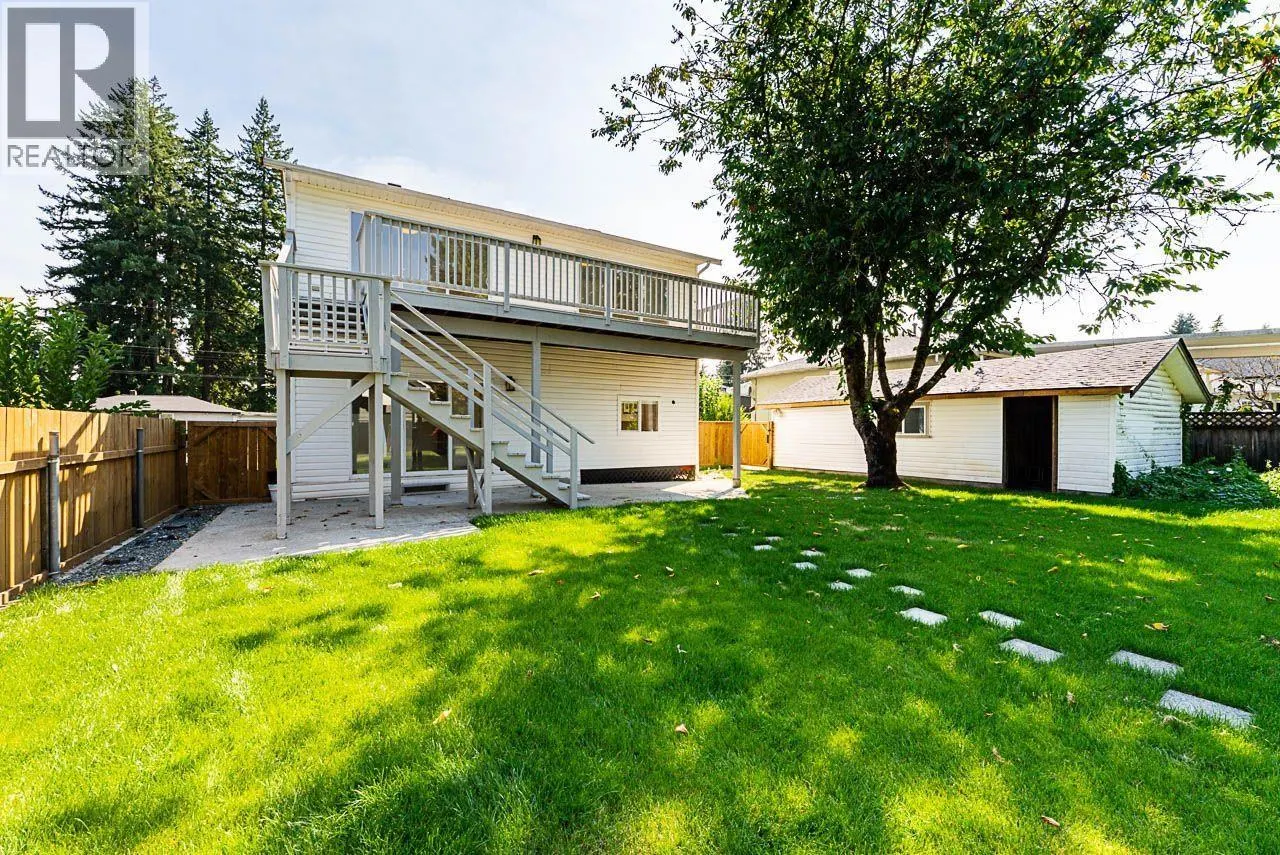 1747 SALISBURY AVENUE