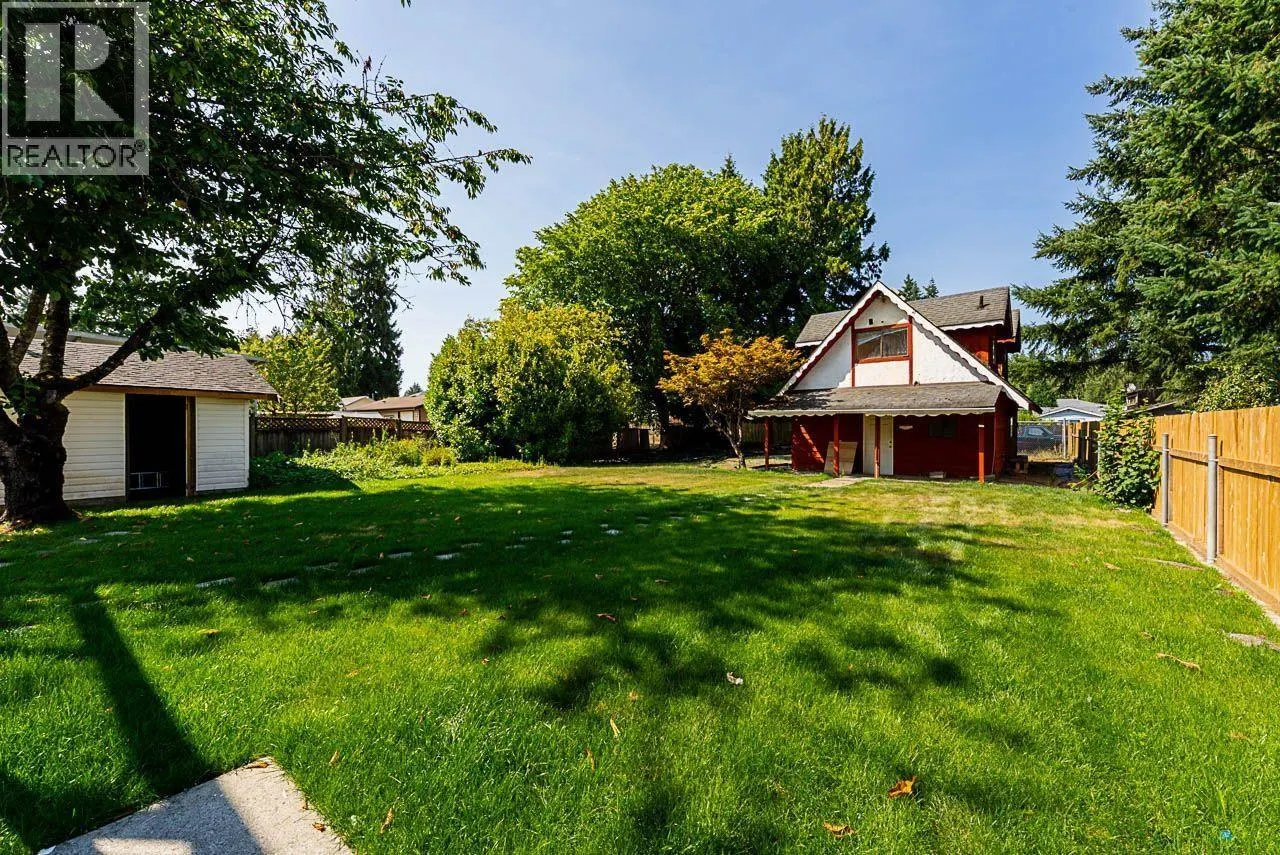 1747 SALISBURY AVENUE