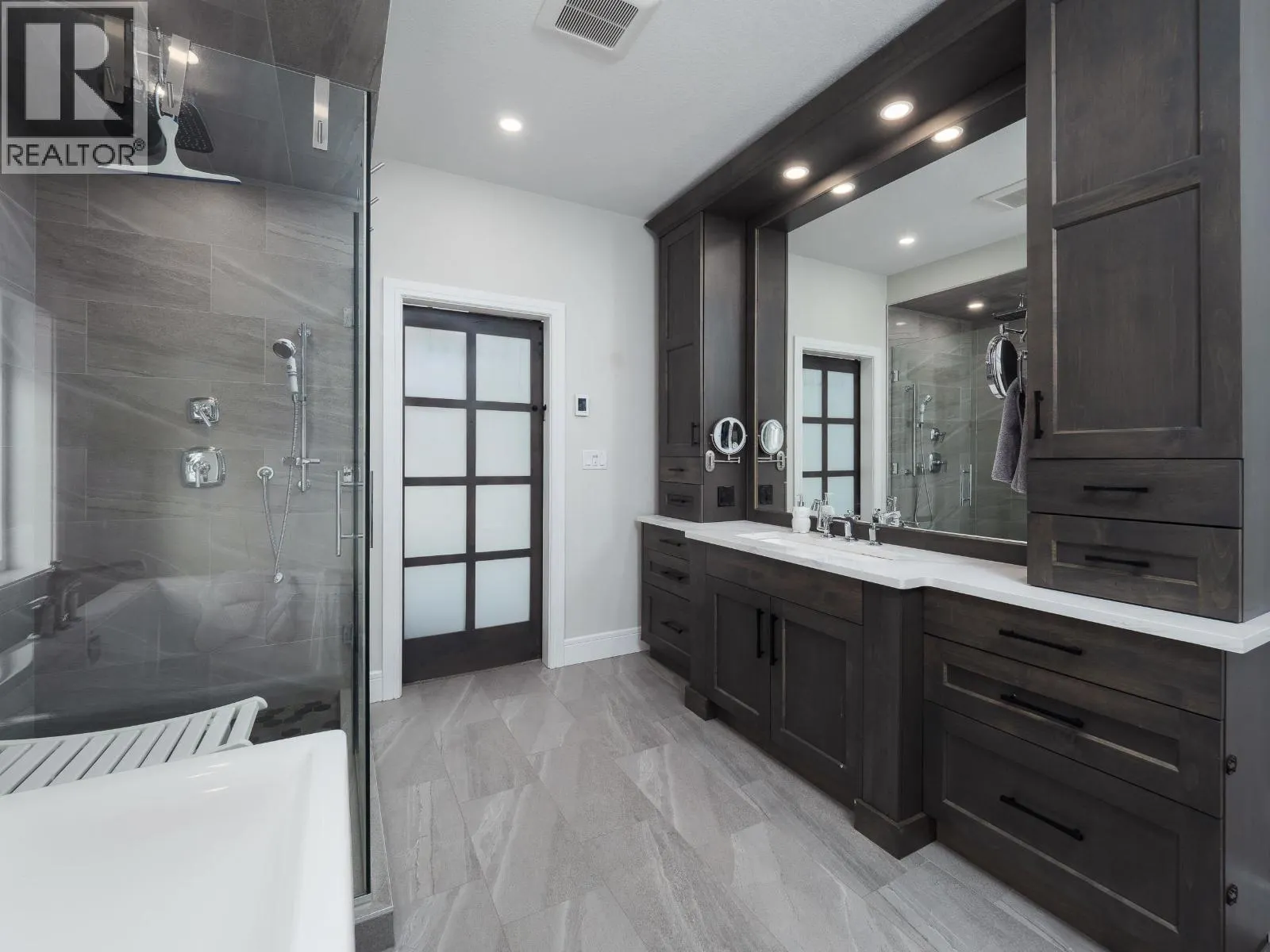 2759 LINKS DRIVE