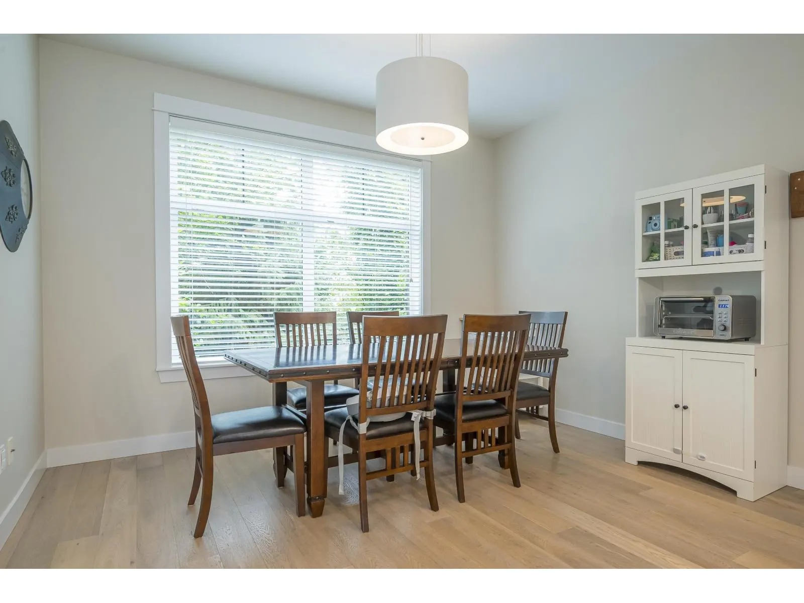 18 3303 ROSEMARY HEIGHTS CRESCENT