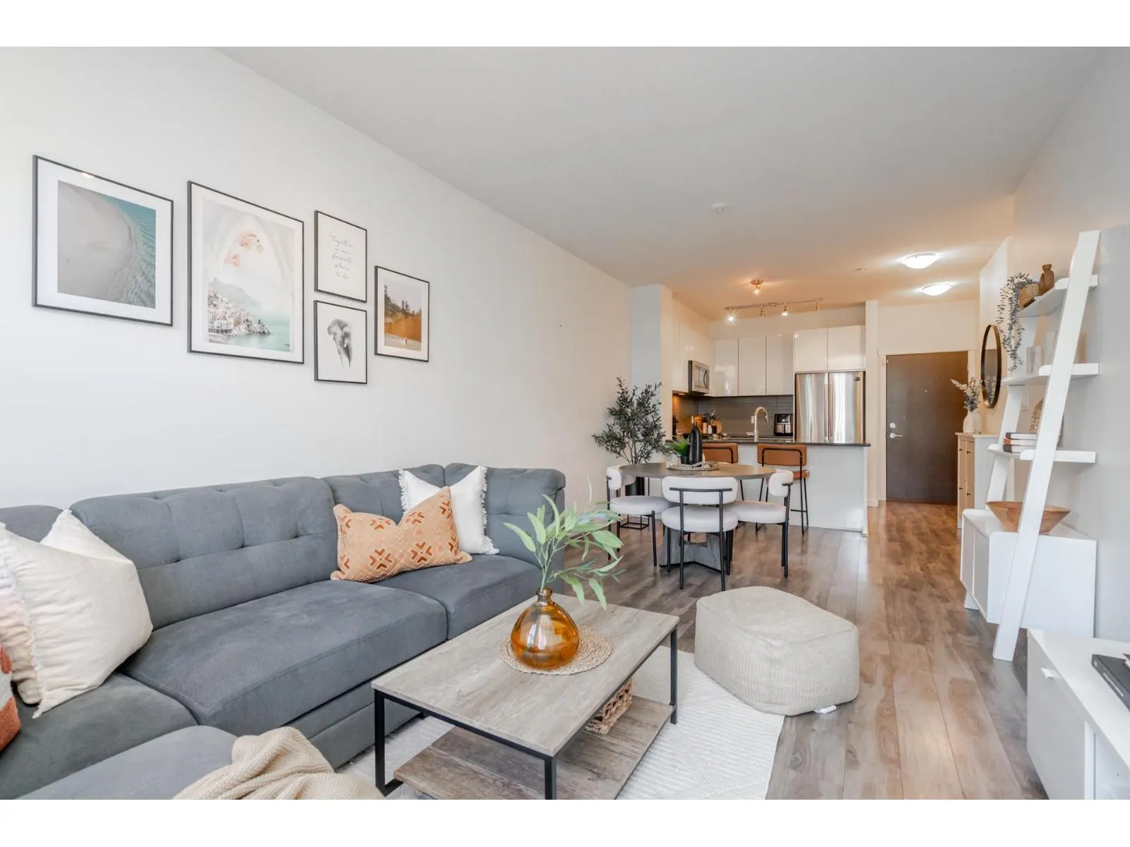 101 15137 33 AVENUE