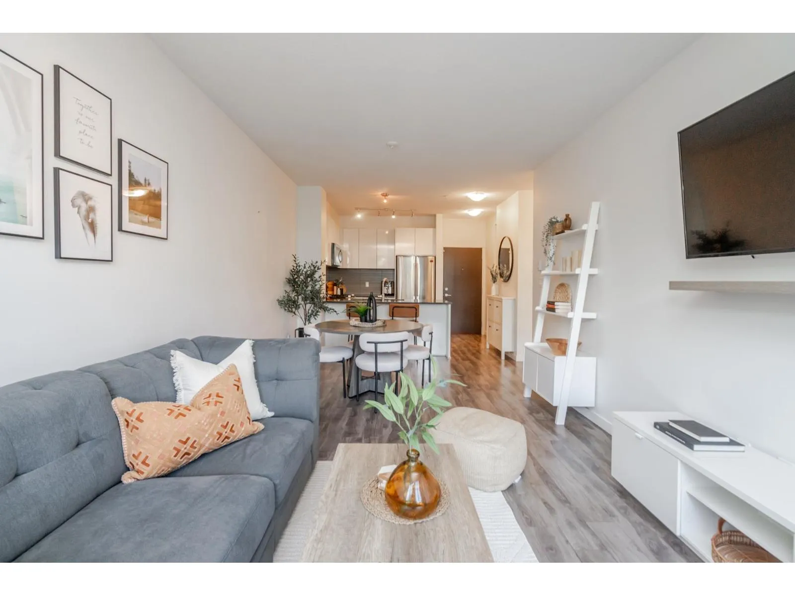 101 15137 33 AVENUE
