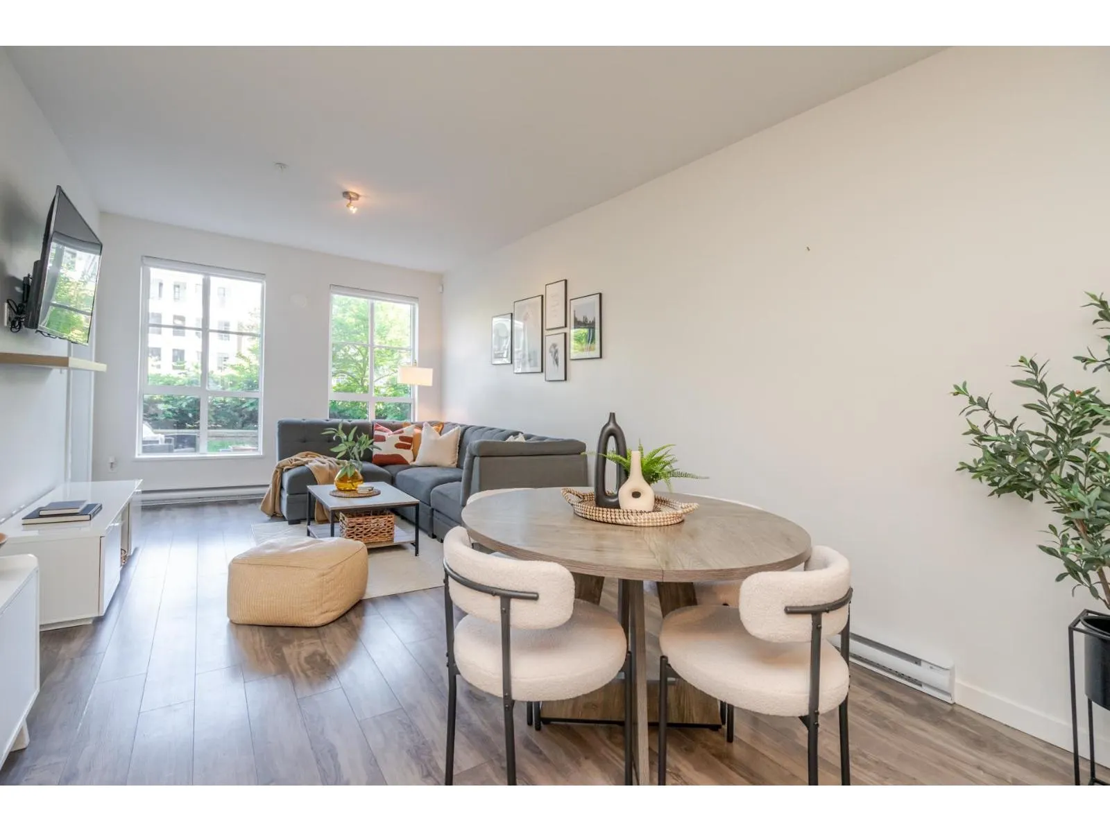 101 15137 33 AVENUE