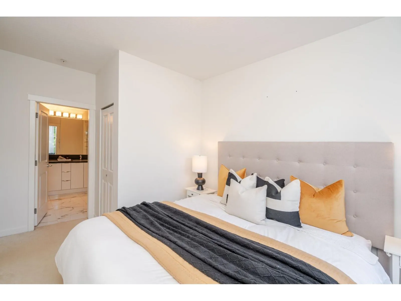 101 15137 33 AVENUE