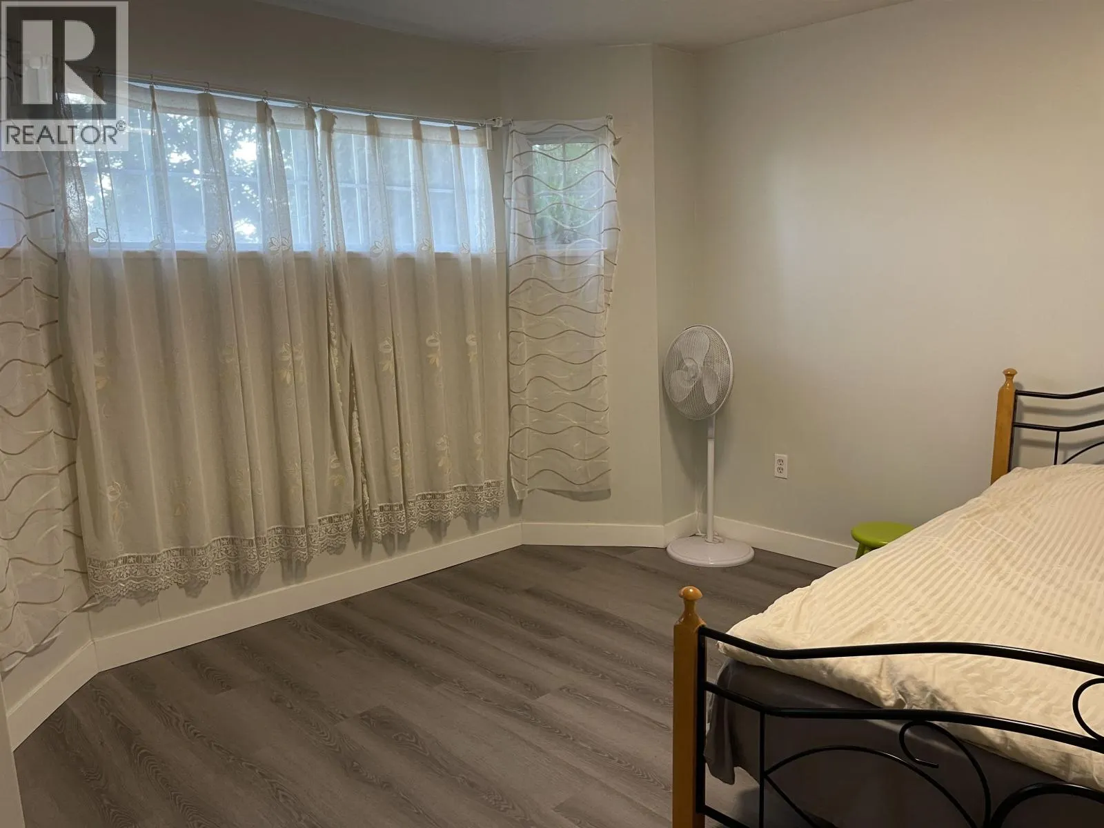 2233 MONASHEE COURT