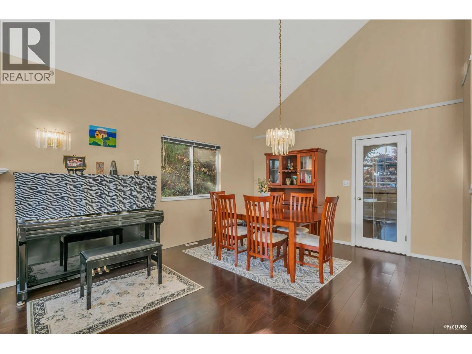 2233 MONASHEE COURT