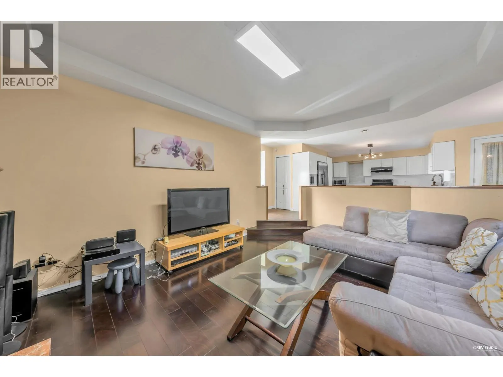 2233 MONASHEE COURT