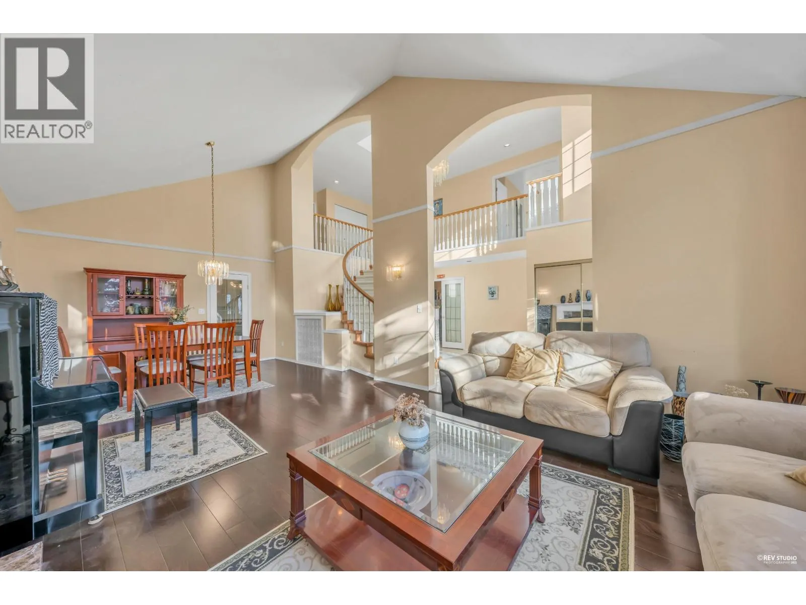 2233 MONASHEE COURT