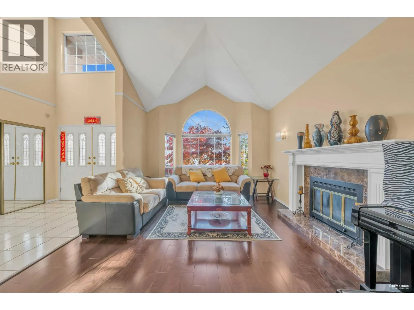 2233 MONASHEE COURT