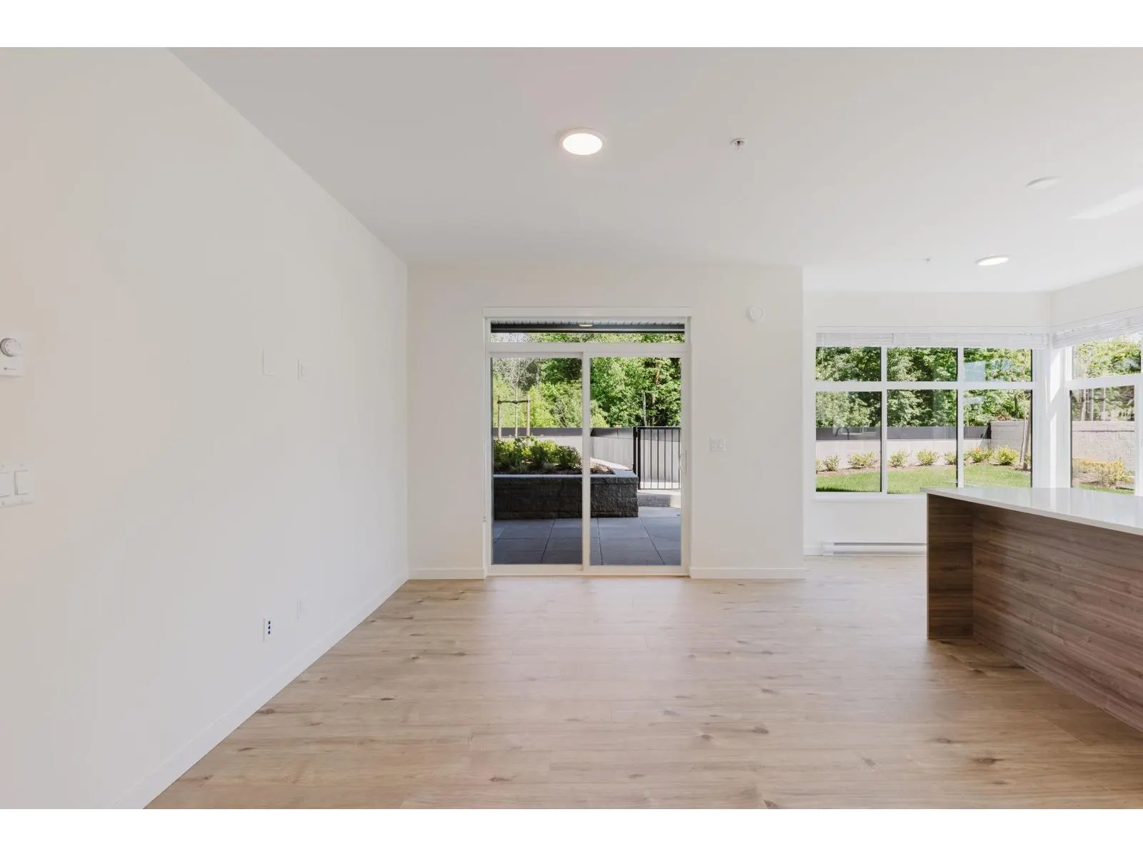 111 33920 BEST AVENUE