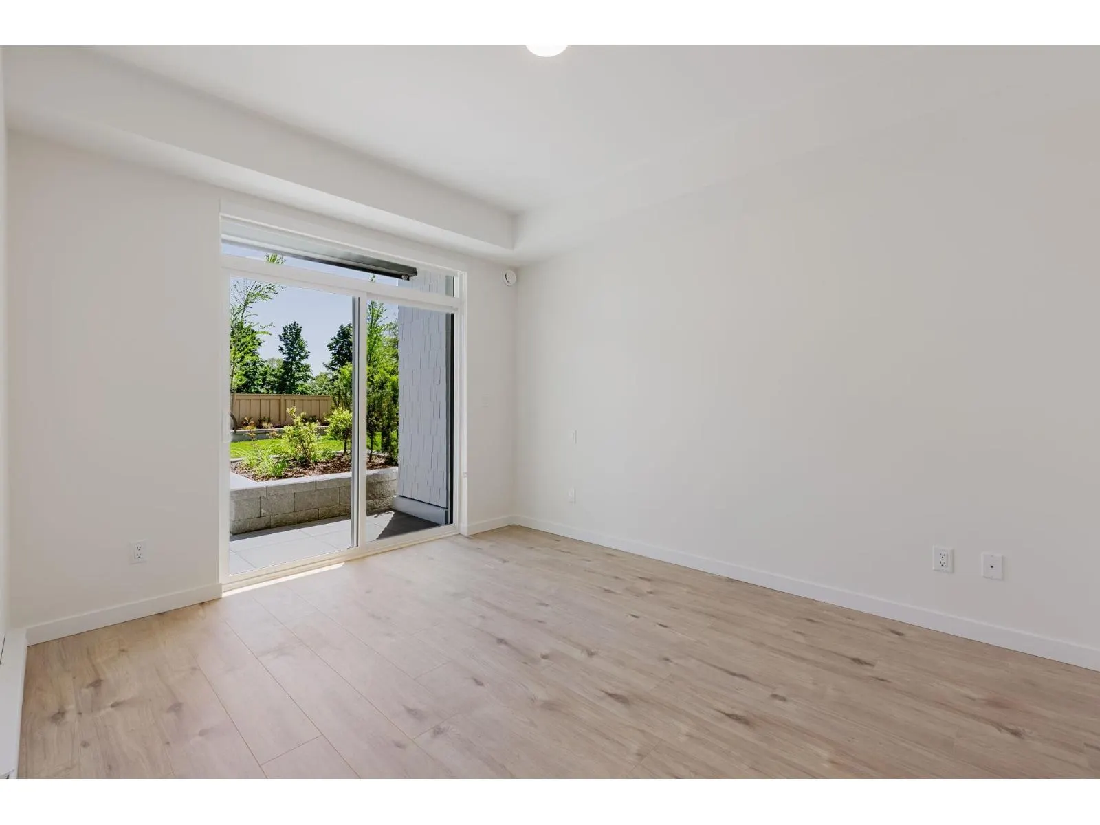 111 33920 BEST AVENUE