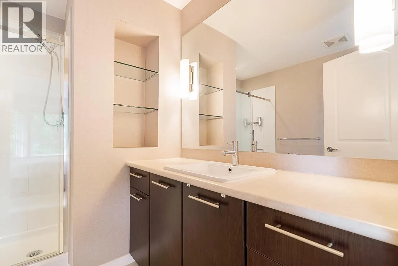 8 2418 AVON PLACE