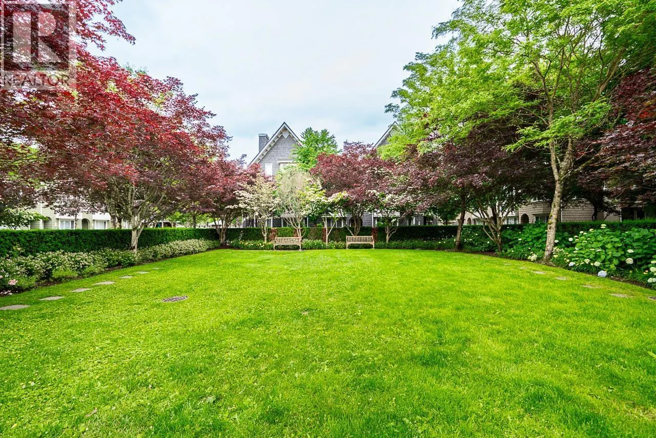 8 2418 AVON PLACE