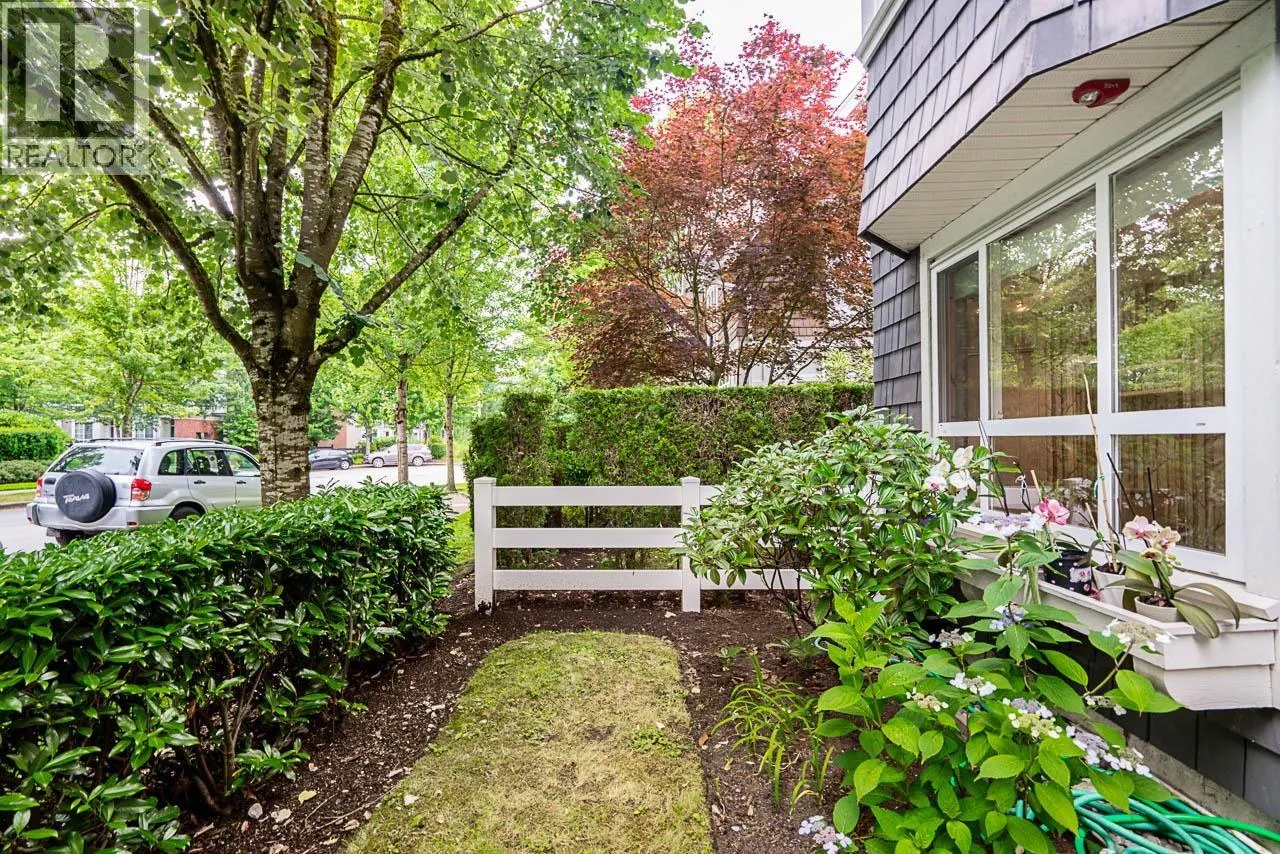 8 2418 AVON PLACE