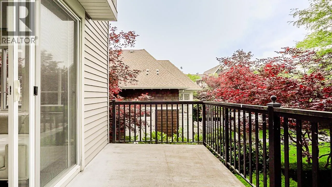 8 2418 AVON PLACE