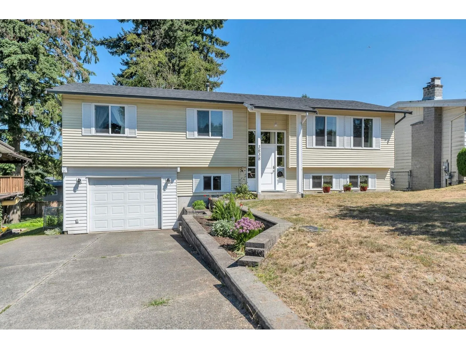 3838 CHADSEY CRESCENT