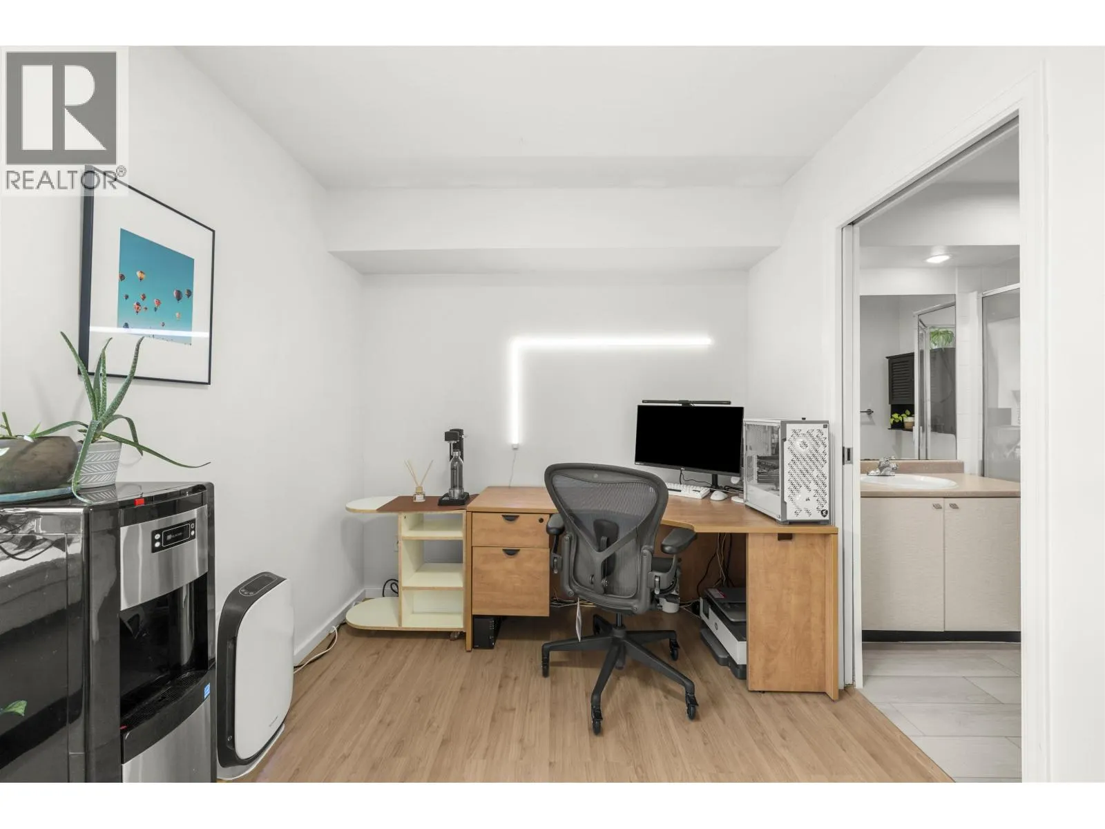 7403 MAGNOLIA TERRACE
