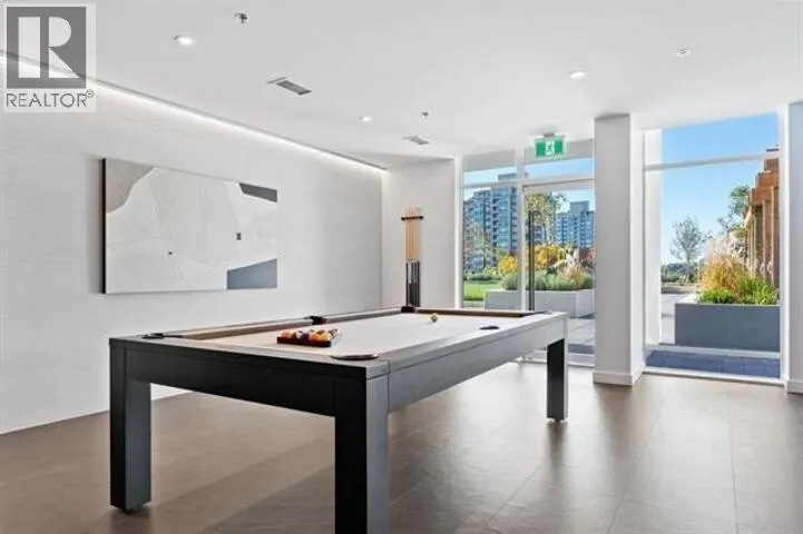 2103 2181 MADISON AVENUE