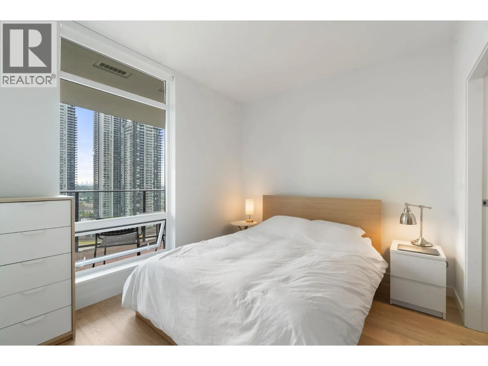 2103 2181 MADISON AVENUE