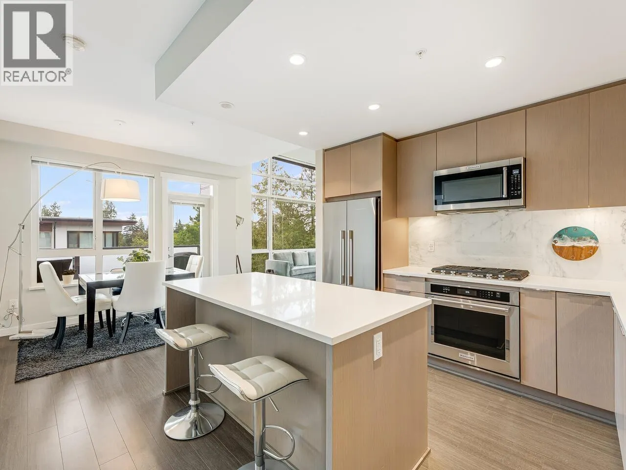 401 2651 LIBRARY LANE