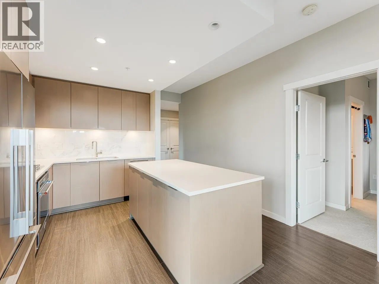 401 2651 LIBRARY LANE