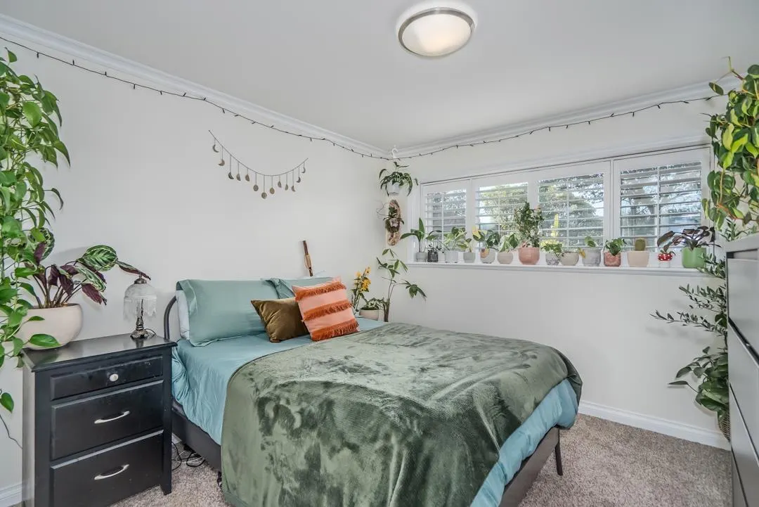 14433 SUNSET LANE