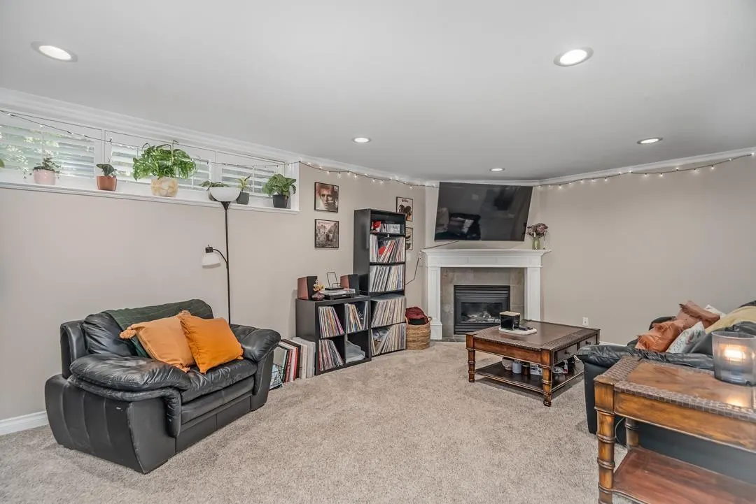 14433 SUNSET LANE