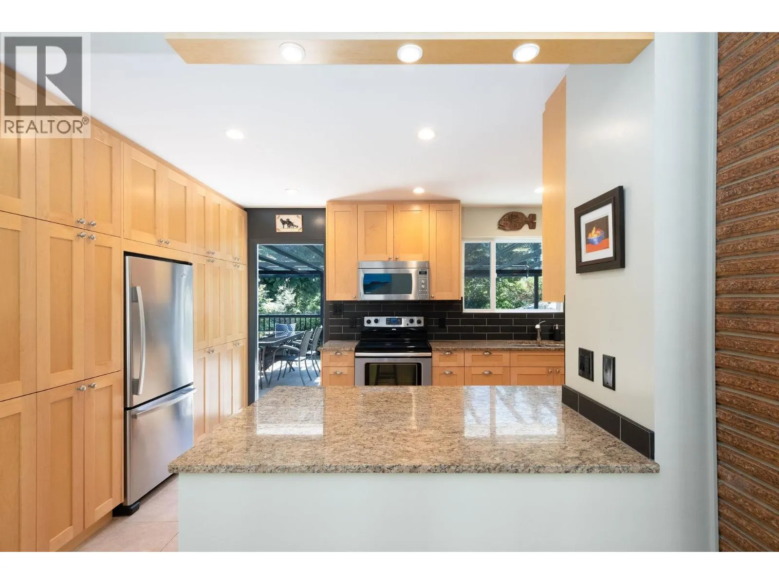 2573 KILMARNOCK CRESCENT